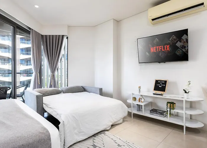 Luxury Seaview In Tambuli With Free Coffee Apartment